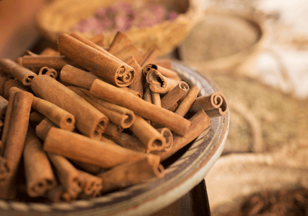 Cinnamon Spices Kitchen shelf 